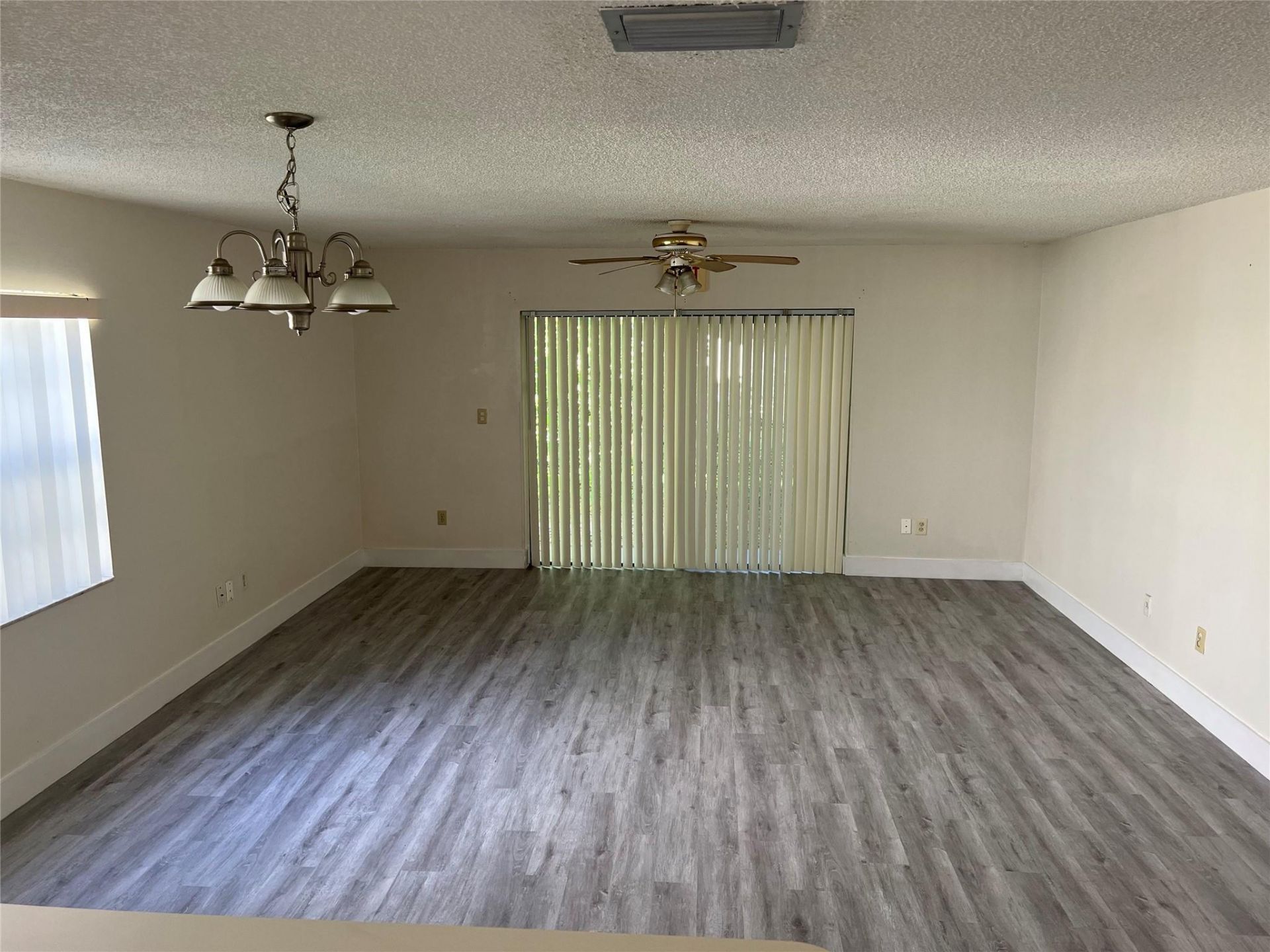 2941 NW 92nd Avenue, Coral Springs, FL 33065 Photo