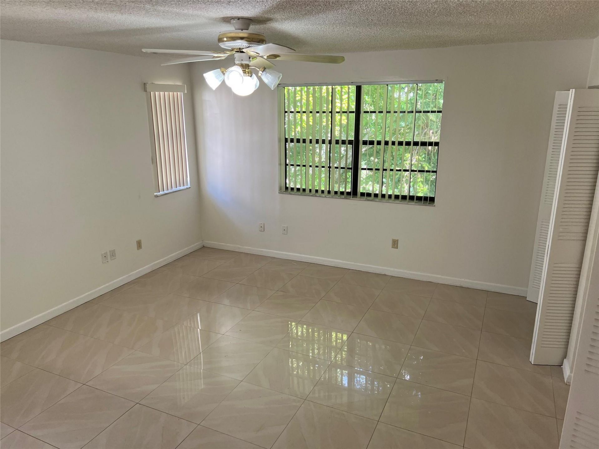 2941 NW 92nd Avenue, Coral Springs, FL 33065 Photo