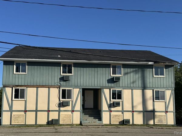 130 Church Street, Grand Blanc, Mi 48439
