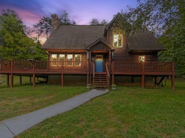 1975 Cherry Grove Road, Somerset, KY 42501