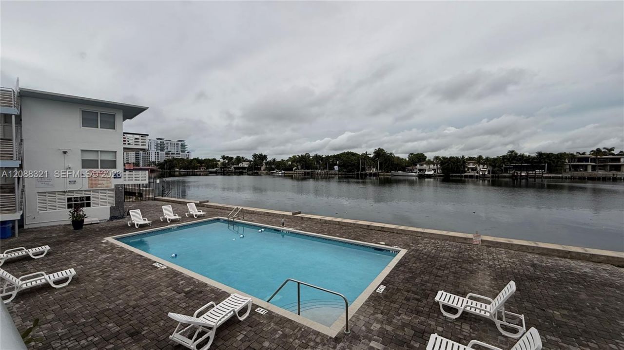 6484 Indian Creek Drive, Unit 239, Miami Beach, FL 33141 Photo
