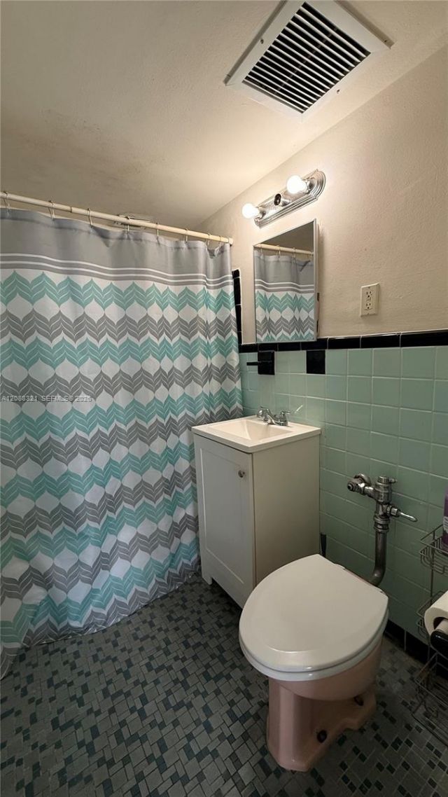 6484 Indian Creek Drive, Unit 239, Miami Beach, FL 33141 Photo