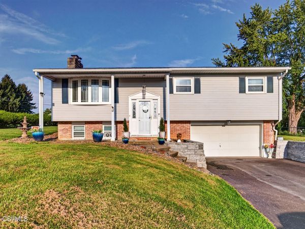 55 BEL AIR Drive, Lewisburg, PA 17837