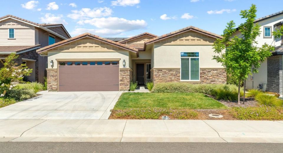 1686 Seneca Cir, El Dorado Hills, CA 95762 Photo