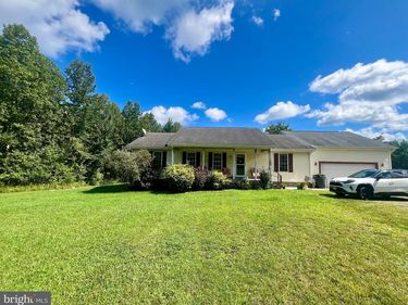 3208 CEDAR LANE ROAD , KENTS STORE, VA 23084