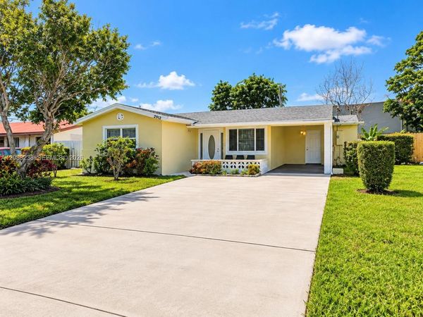 2912 Sunshine Blvd , Miramar, FL 33023