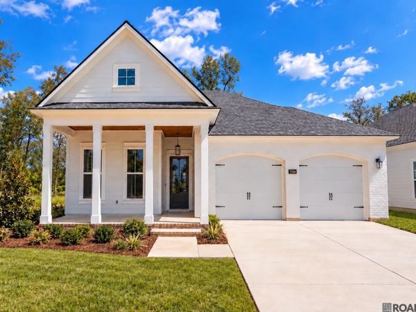 7234 E Rue Lierre, Zachary, LA 70791