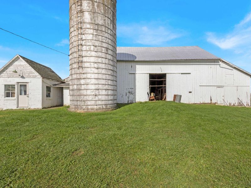 697 Township Road 31, Bellefontaine, OH 43311 Photo 21