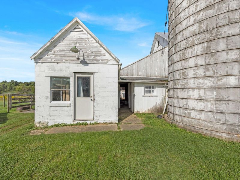 697 Township Road 31, Bellefontaine, OH 43311 Photo 25