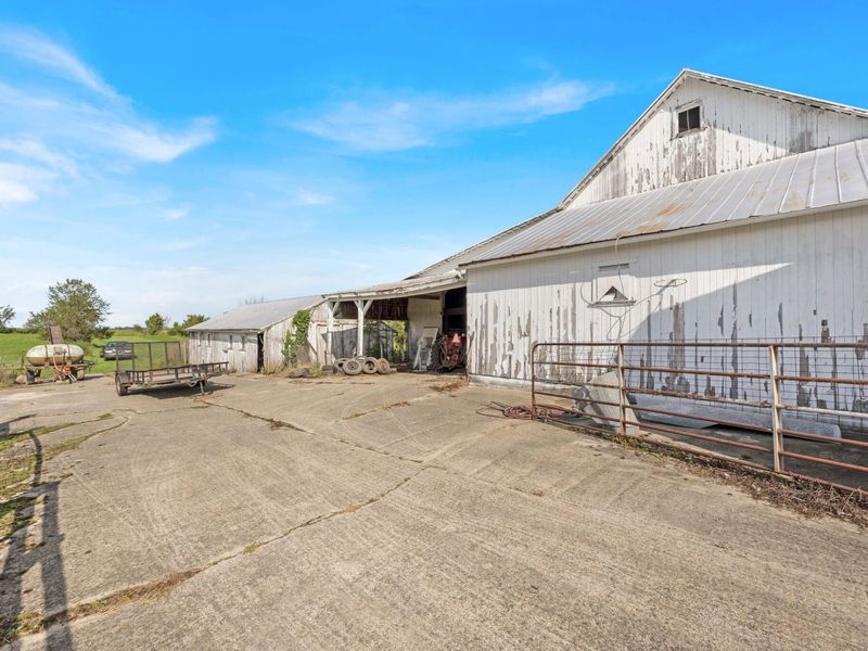 697 Township Road 31, Bellefontaine, OH 43311 Photo 32