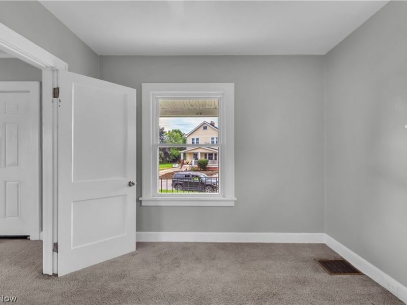 4723 E 94th Street , Garfield Heights, OH 44125 Photo 10