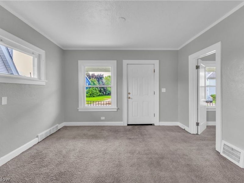 4723 E 94th Street , Garfield Heights, OH 44125 Photo 5