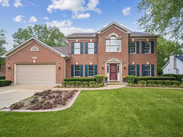 2310 Big Woods Drive, Batavia, IL 60510