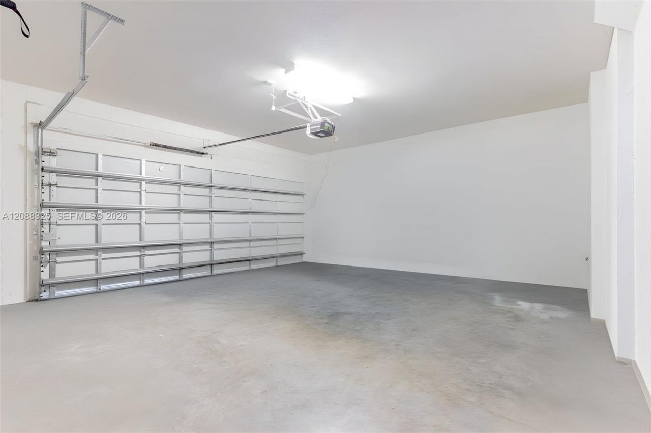12740 SW 214th Ter, Miami, FL 33177 Photo