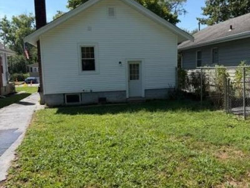 7008 Grace Avenue, Columbia Township, OH 45227 Photo 13