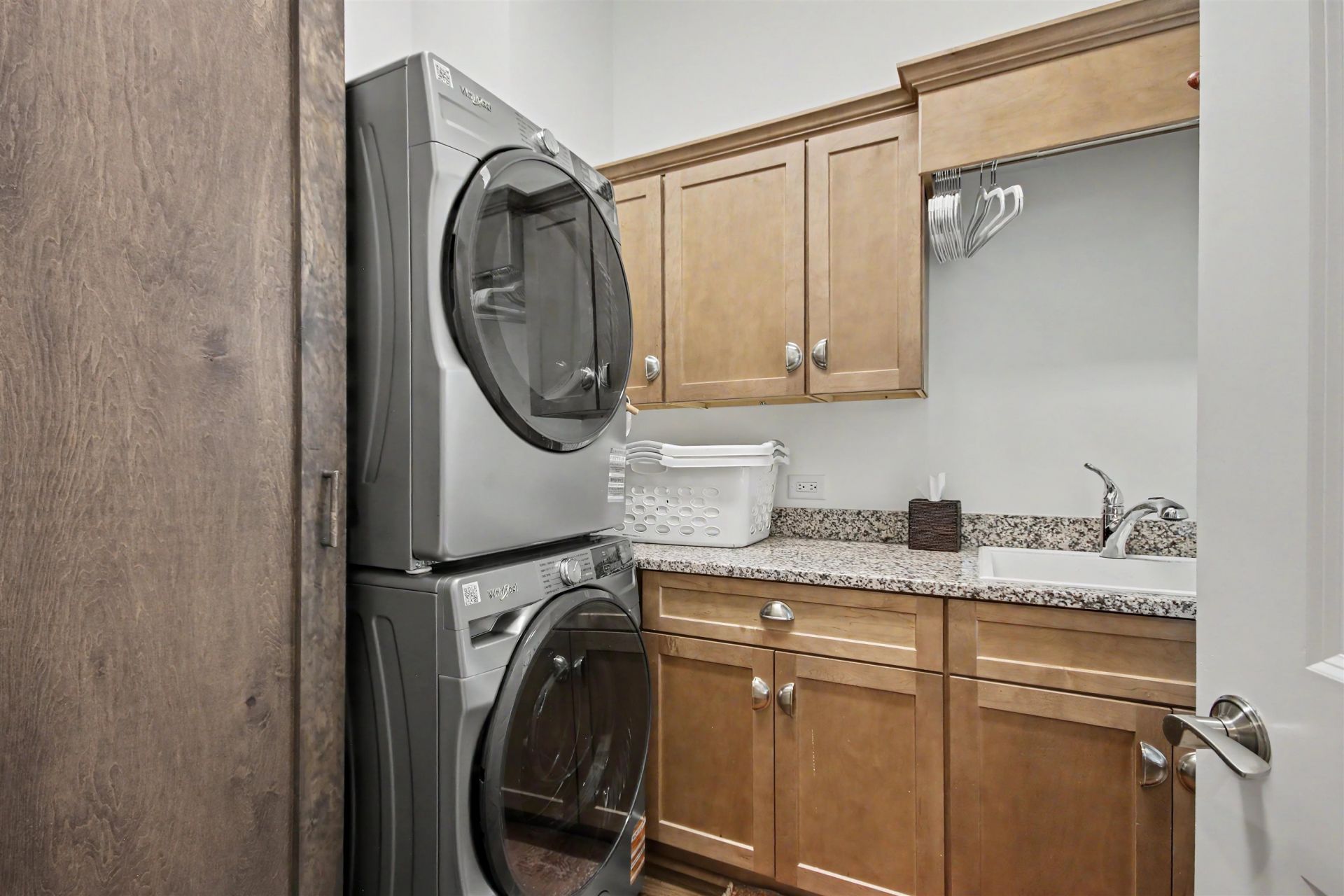7019 Belancino Blvd. Photo 23