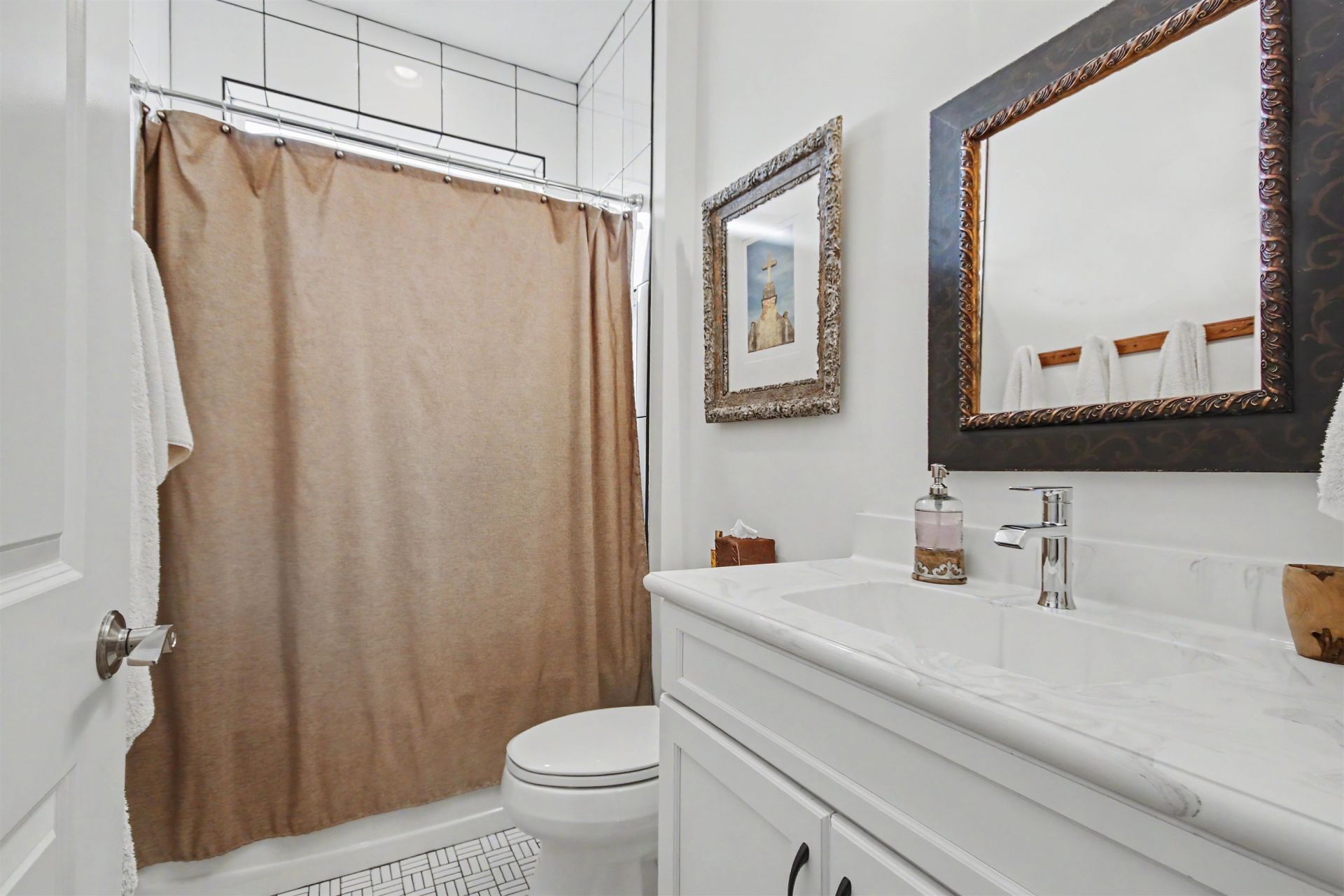 7019 Belancino Blvd. Photo 26