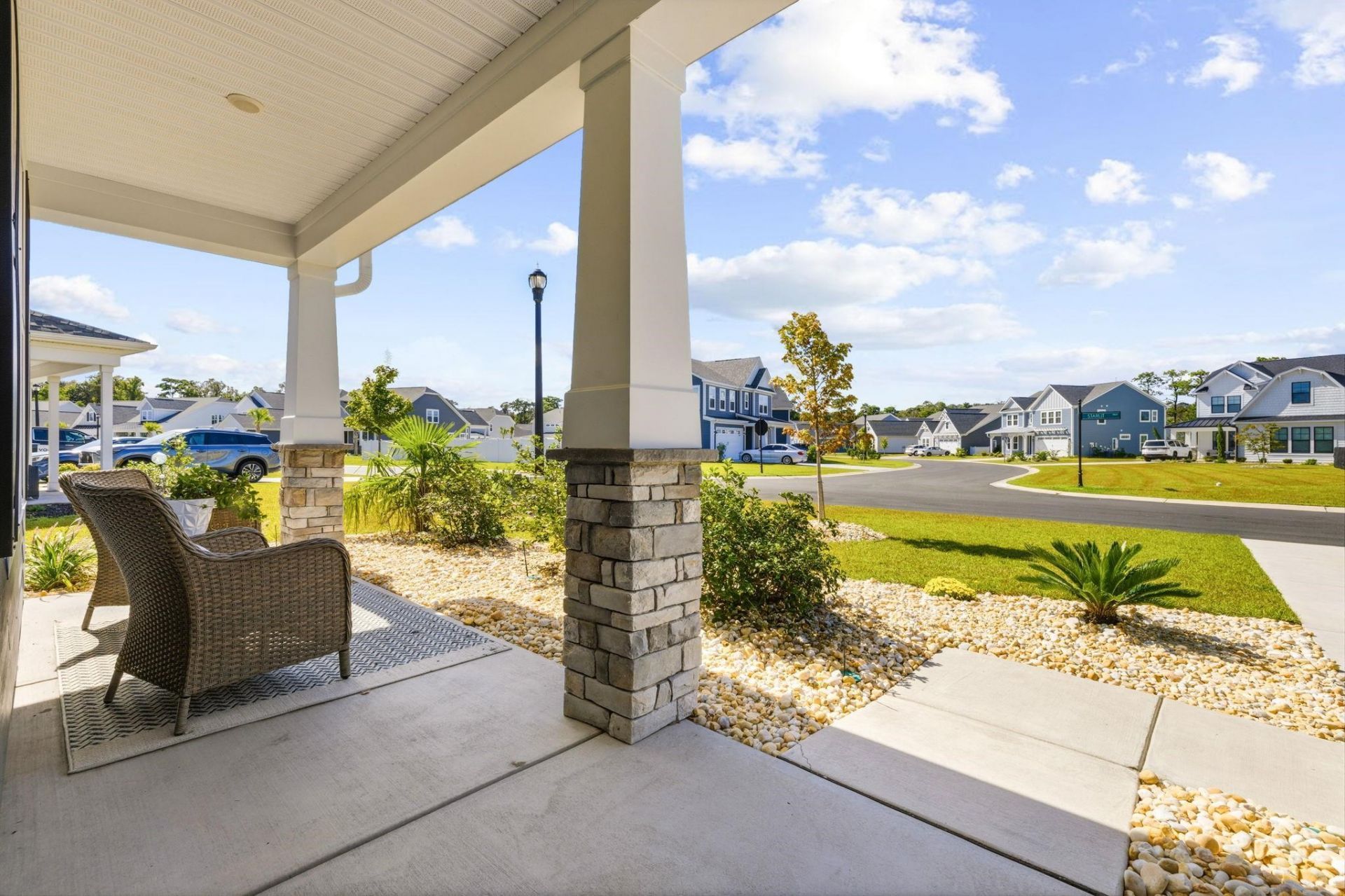 337 Starlit Way  Photo 4