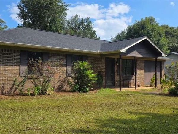 115 Grove Creek Drive , Locust Grove, GA 30248