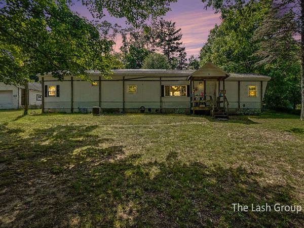 1665 S Forest Hills Drive, White Cloud, MI 49349