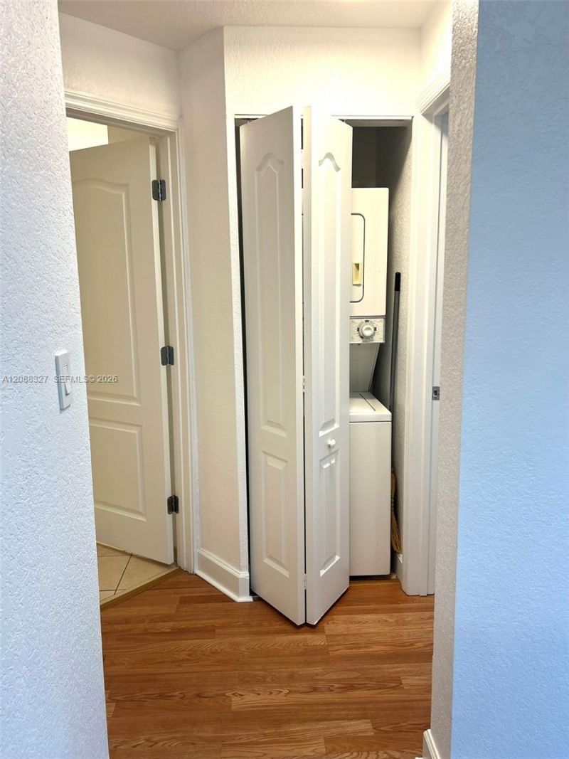 6001 SW 70th St, Unit 346, South Miami, FL 33143 Photo