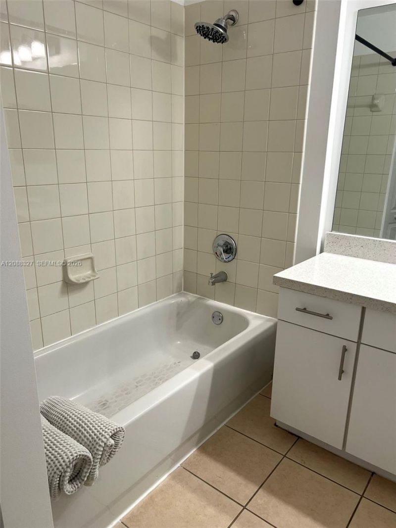 6001 SW 70th St, Unit 346, South Miami, FL 33143 Photo