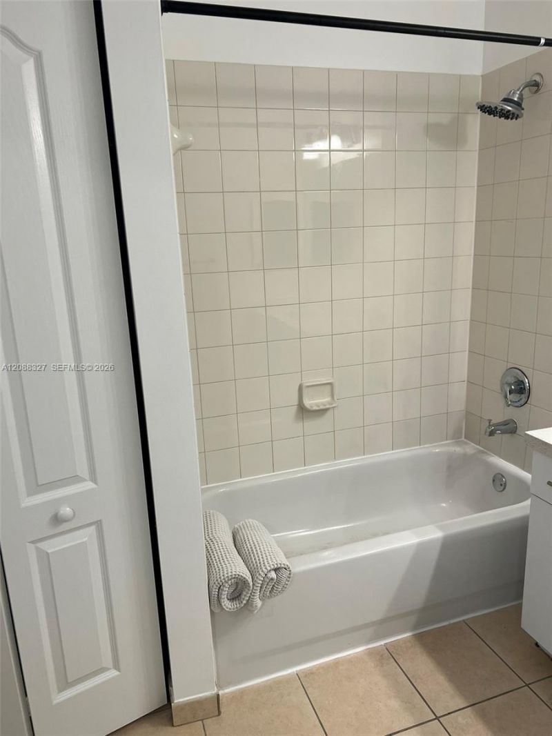 6001 SW 70th St, Unit 346, South Miami, FL 33143 Photo