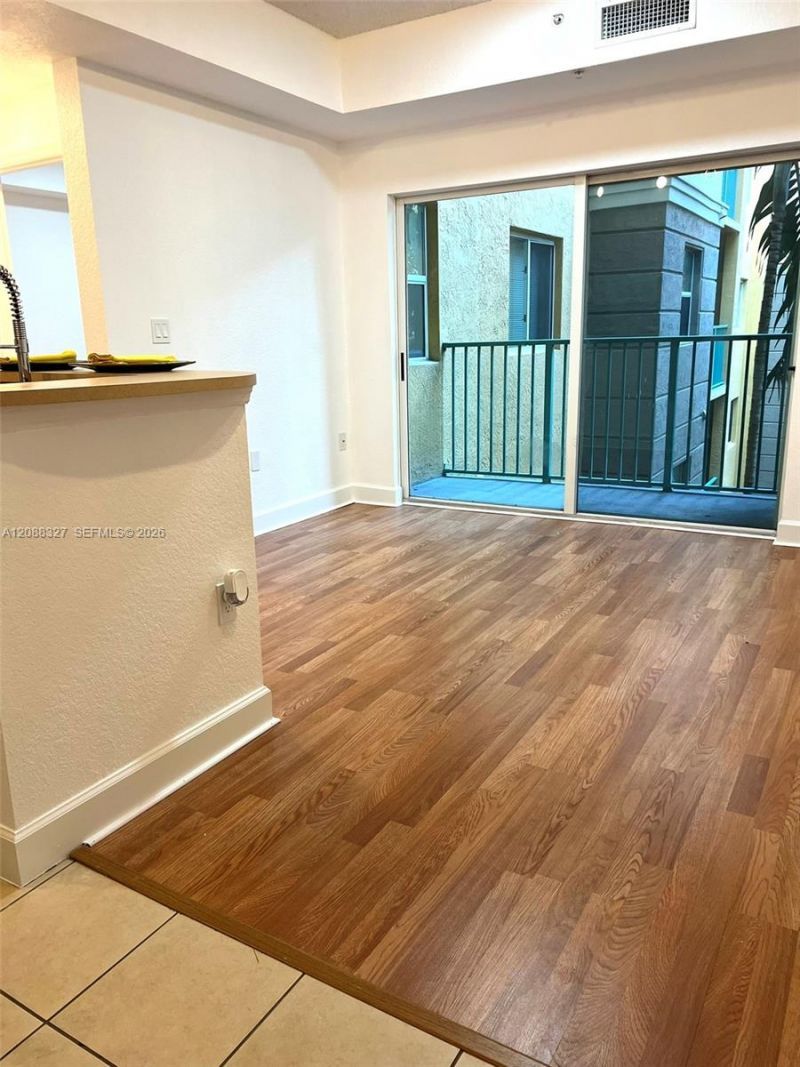 6001 SW 70th St, Unit 346, South Miami, FL 33143 Photo