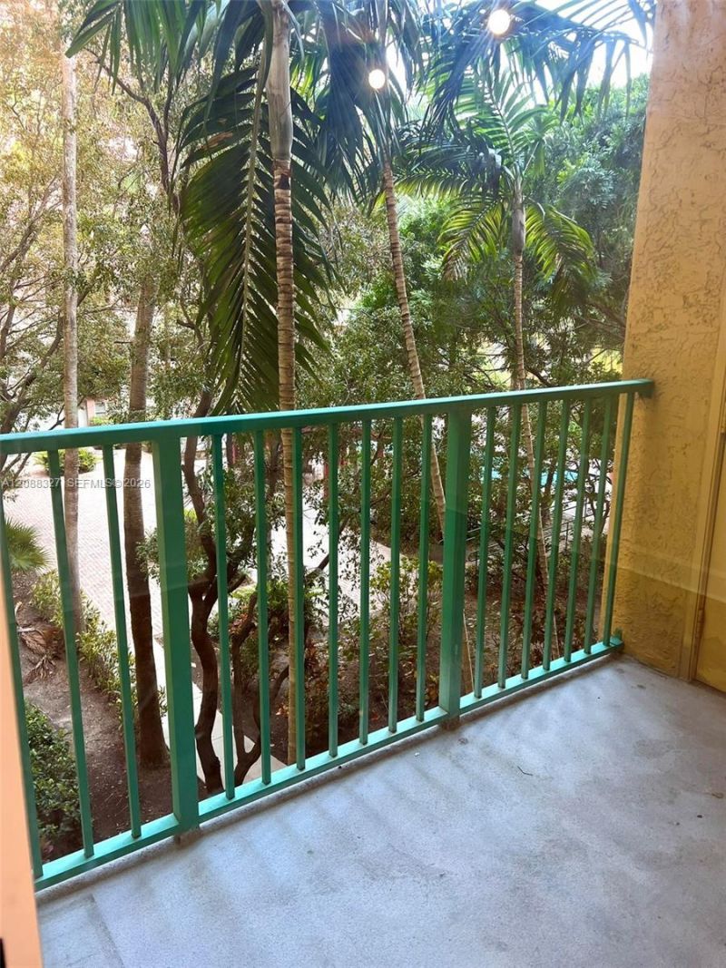 6001 SW 70th St, Unit 346, South Miami, FL 33143 Photo