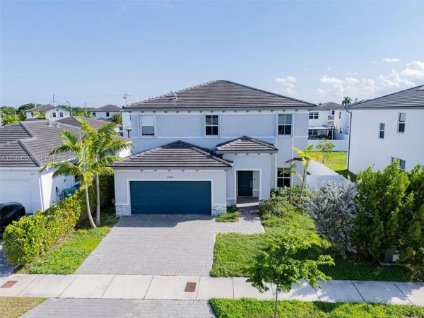 12740 SW 214th Ter, Miami, FL 33177