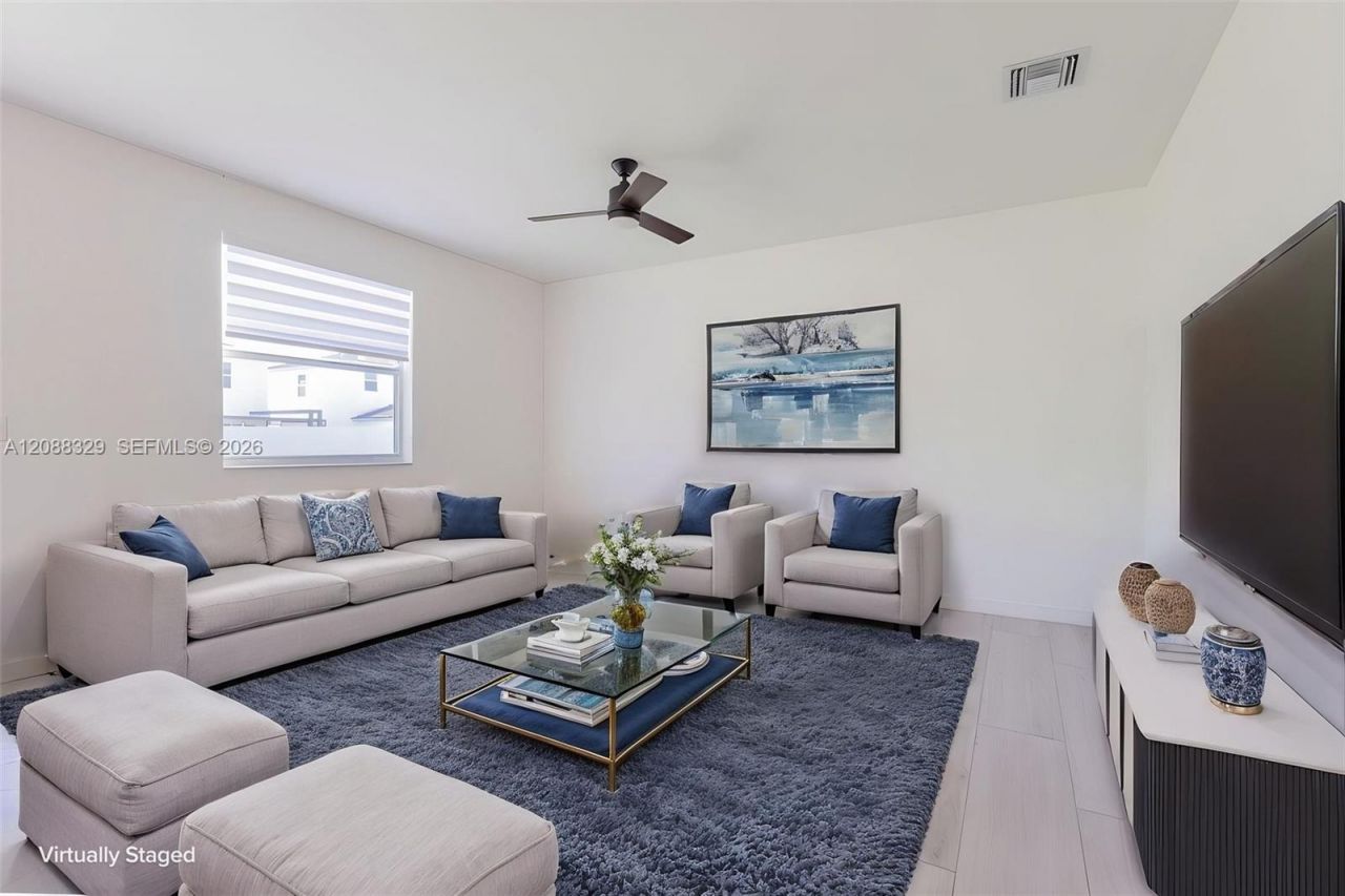 12740 SW 214th Ter, Miami, FL 33177 Photo