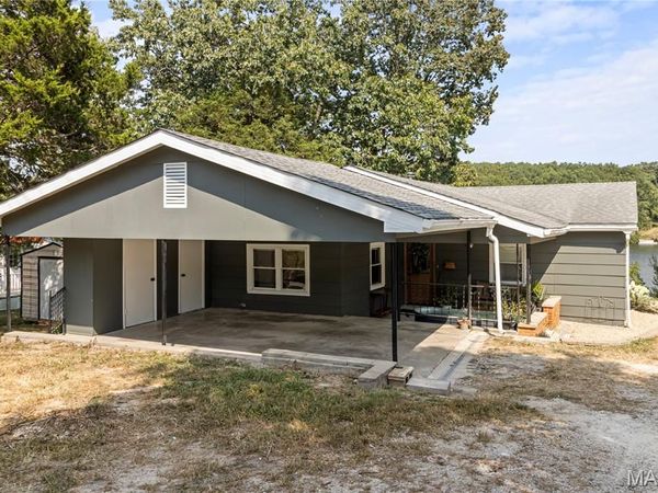 14186 W Sunrise Lake Drive, De Soto, MO 63020