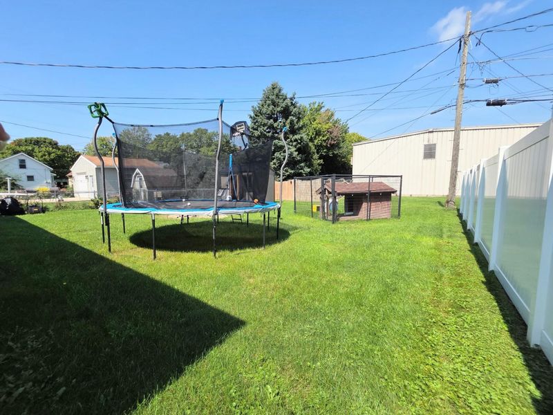 866 Lake Avenue, Saint Marys, OH 45885 Photo 12