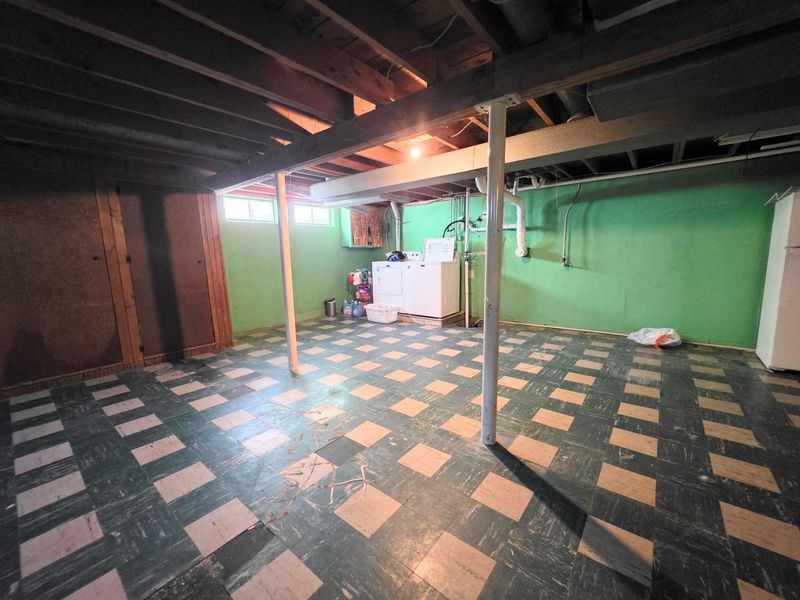 866 Lake Avenue, Saint Marys, OH 45885 Photo 9