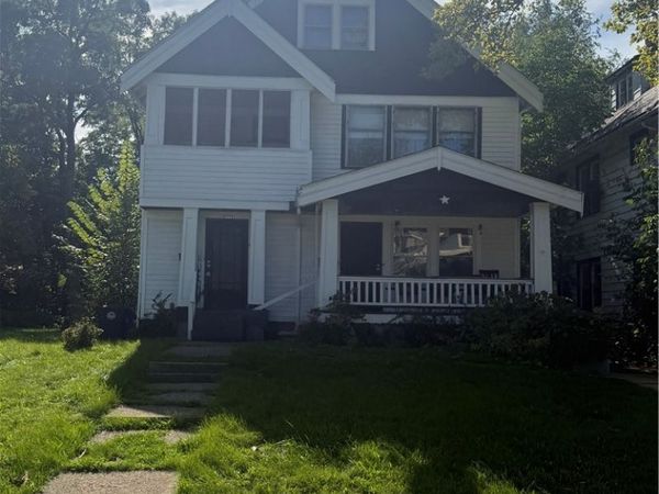 1882 Colonnade Road, Cleveland, OH 44112