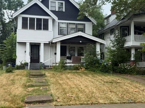 1882 Colonnade Road, Cleveland, OH 44112