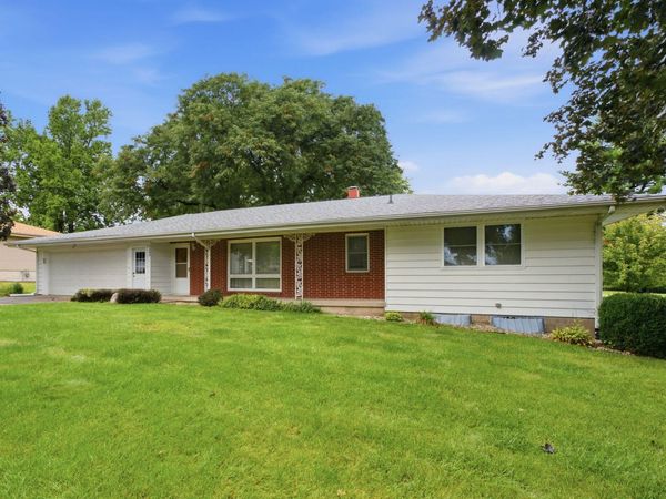 1205 NORTHWOOD, Muscatine, IA 52761