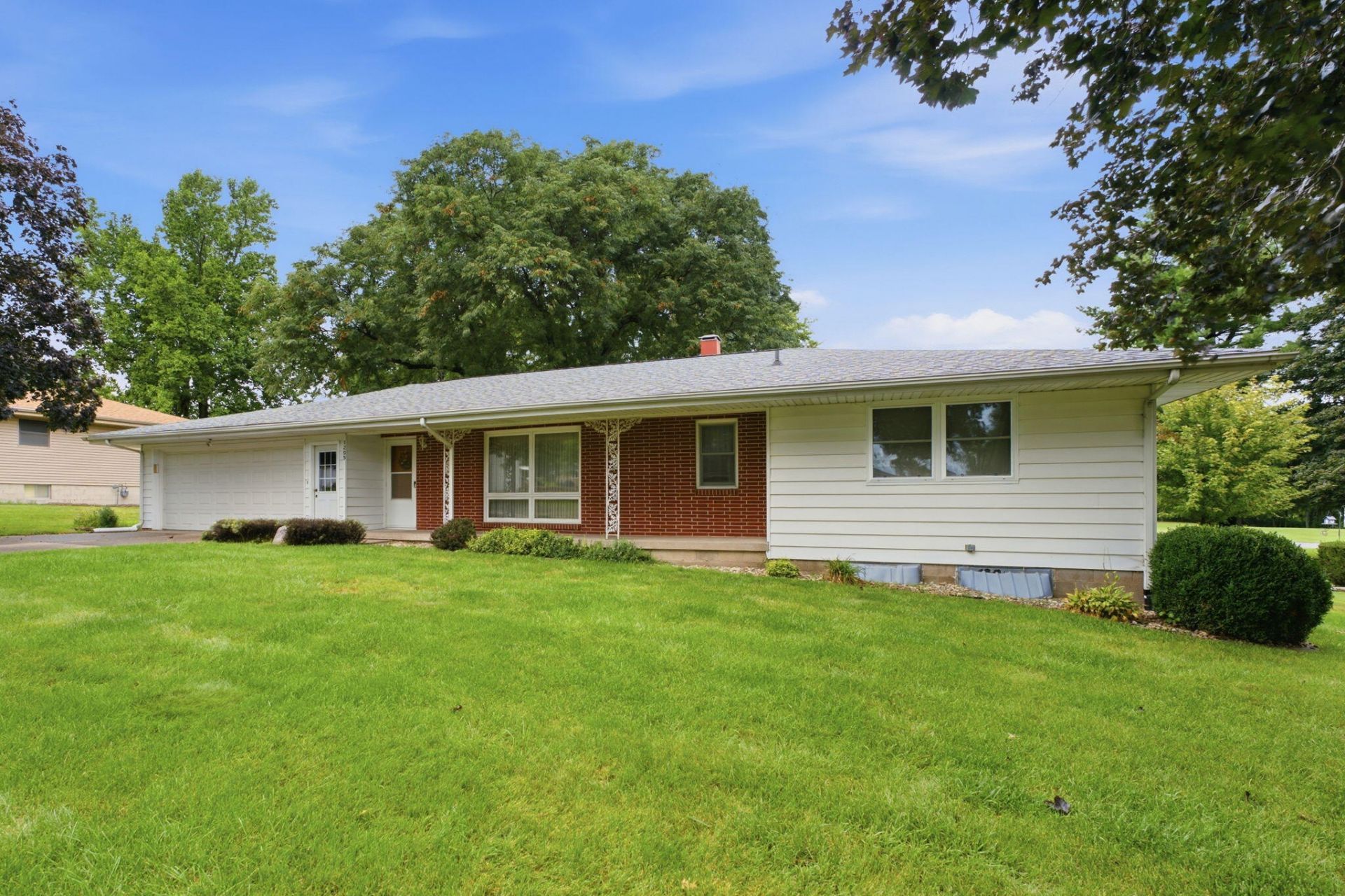 1205 Northwood, Muscatine, IA 52761 Main Photo