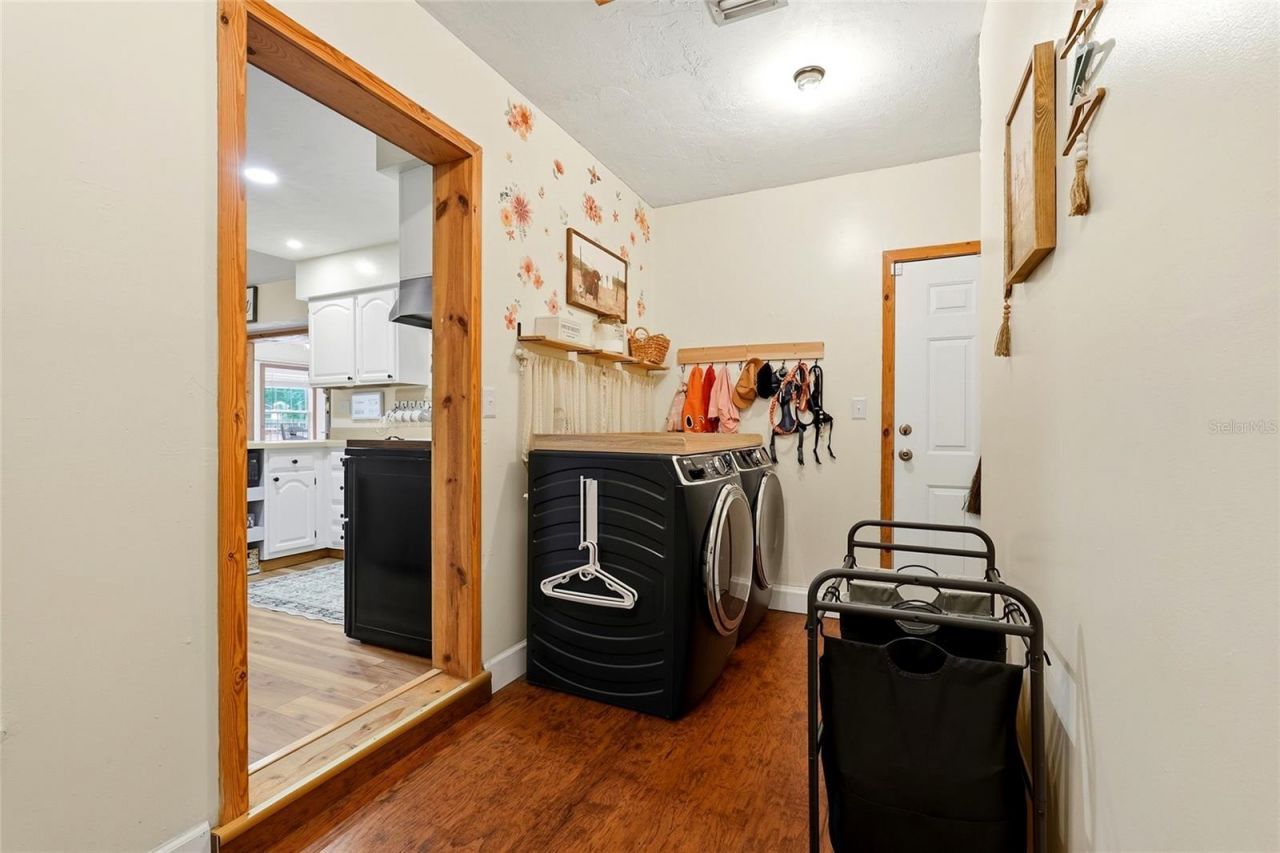 322 NE 4th Avenue, Trenton, FL 32693 Photo