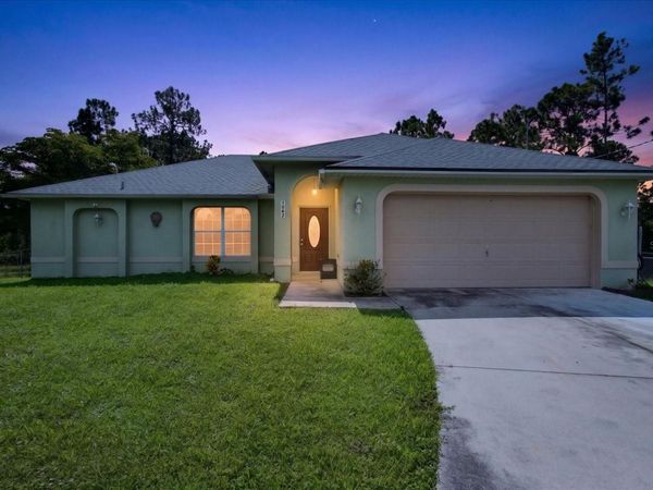 1048 BANDERA STREET , LEHIGH ACRES, FL 33974