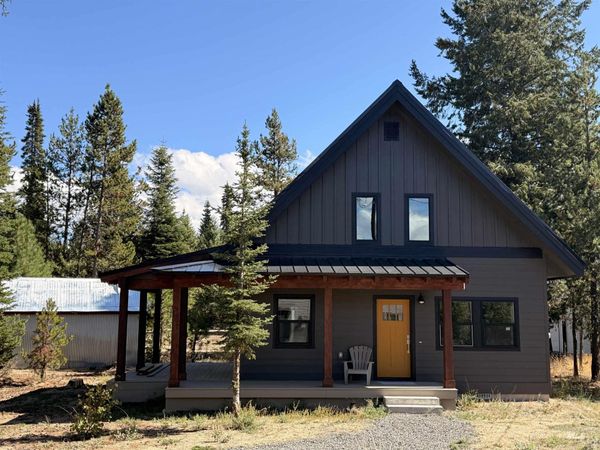 12976 Sandy Drive, Donnelly, ID 83615