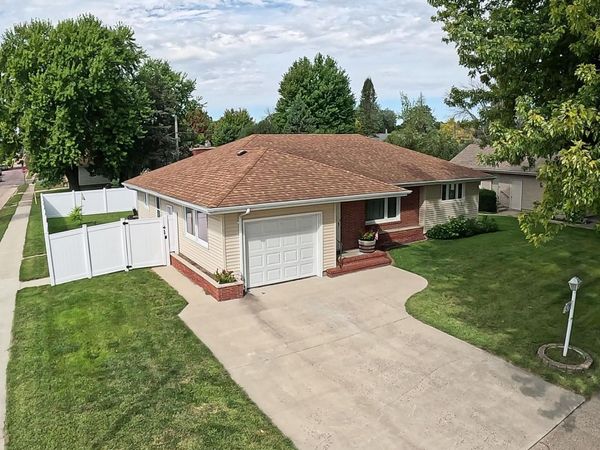 518 S Orient Street , Fairmont, MN 56031
