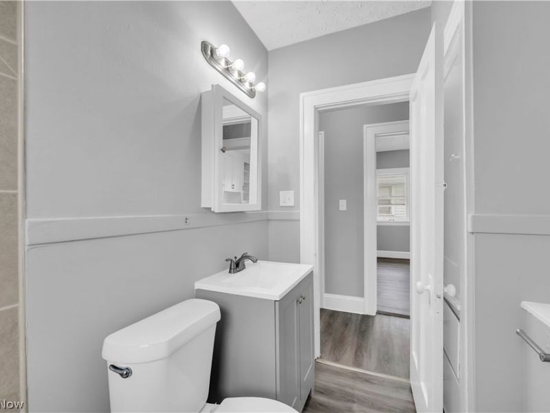 10123 Greenview Avenue, Unit 2/UP, Garfield Heights, OH 44125 Photo 18