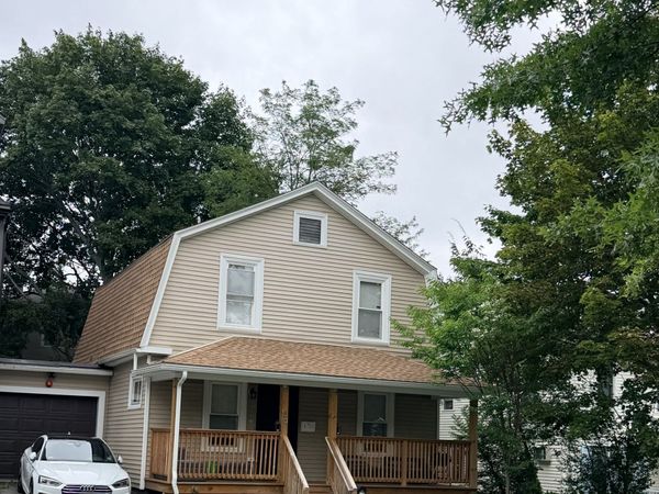 36 Standish St, Worcester, MA 01604
