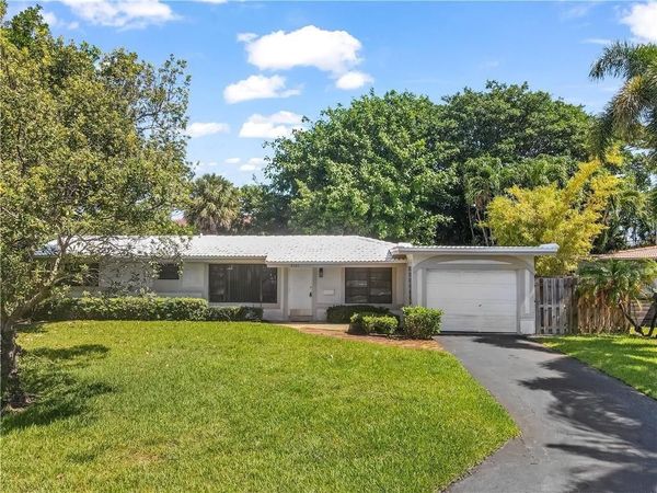 2161 NE 35TH Street, Lighthouse Point, FL 33064