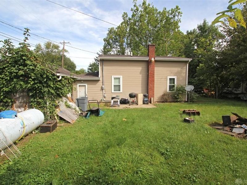 11 Narcissus Road, Medway, OH 45341 Photo 3