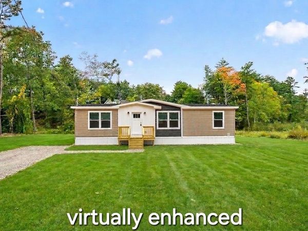 9 Loring Avenue, Farmington, NH 03835