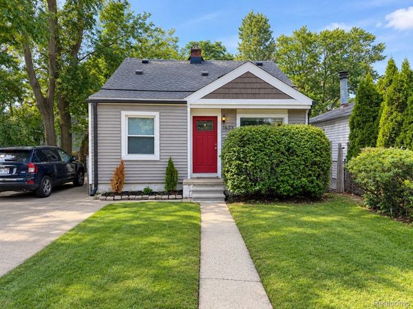 1522 S Campbell Road , Royal Oak, Mi 48067