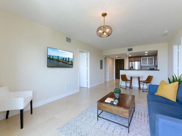 610 Clematis Street, West Palm Beach, FL 33401
