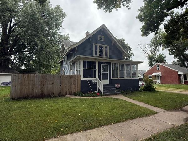 218 Augusta Avenue SE, Willmar, MN 56201
